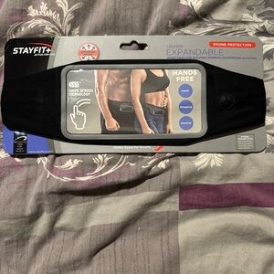 StayFit+ Black Expandable Phone Armband